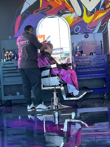 Barbershop service preview 3